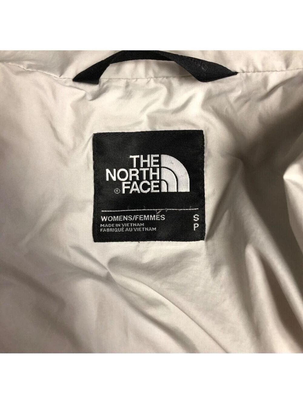 The North Face Pink Quilted Jacket - Picture 2 of 11